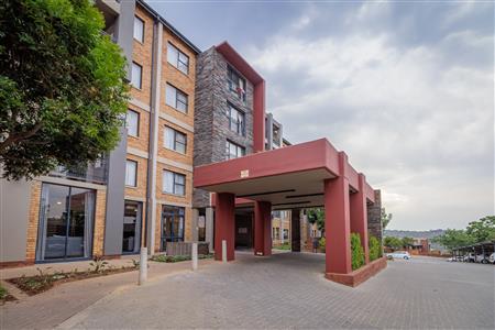 False - Townhouse for sale in Randburg - M125459
