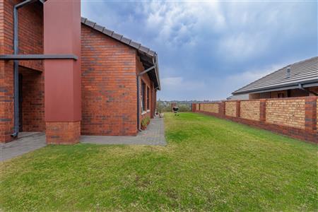 False - Townhouse for sale in Randburg - M125459