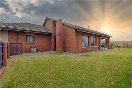 False - Townhouse for sale in Randburg - M125459