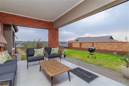 False - Townhouse for sale in Randburg - M125459