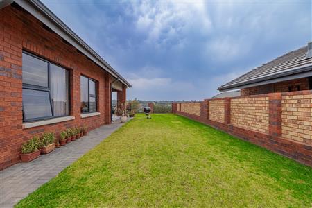 False - Townhouse for sale in Randburg - M125459