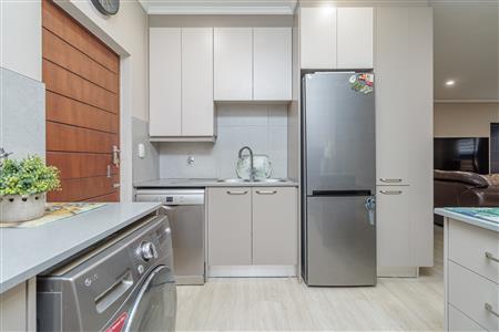 False - Townhouse for sale in Randburg - M125459