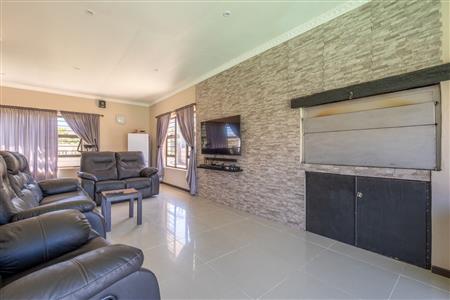 False - House For Sale in Robertson, Western Cape - M125460