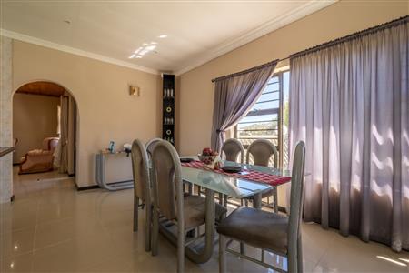 False - House For Sale in Robertson, Western Cape - M125460
