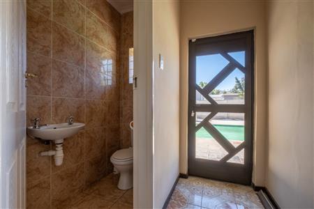 False - House For Sale in Robertson, Western Cape - M125460