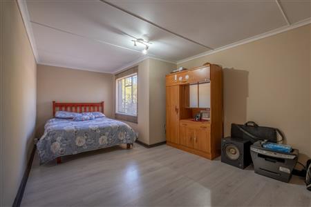 False - House For Sale in Robertson, Western Cape - M125460