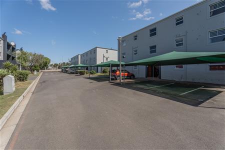 False - Apartment For Sale in Vredekloof East, Brackenfell, Western Cape - M125481