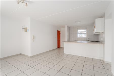 False - Apartment For Sale in Vredekloof East, Brackenfell, Western Cape - M125481