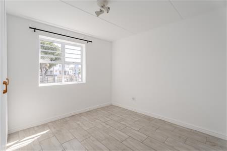 False - Apartment For Sale in Vredekloof East, Brackenfell, Western Cape - M125481