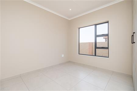 False - House For Sale in Hexrivier Lifestyle Estate, Waterkloof AH, Rustenburg, North West - M125470