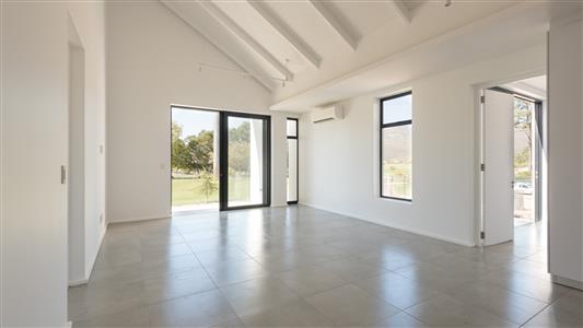 Apartment For Sale in Val de Vie Estate, Paarl, Western Cape - M123266