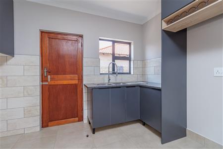 False - House For Sale in Hexrivier Lifestyle Estate, Waterkloof AH, Rustenburg, North West - M125473