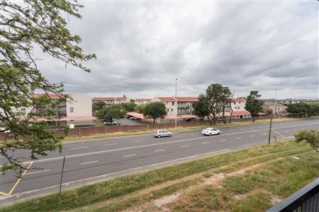 False - Apartment For Sale in Joubert Park, Bellville, Western Cape - M125477