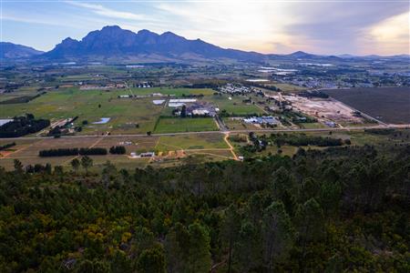 False - Farm For Sale in Paarl Central, Paarl, Western Cape - M125472