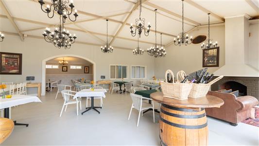 False - Farm For Sale in Paarl Central, Paarl, Western Cape - M125472