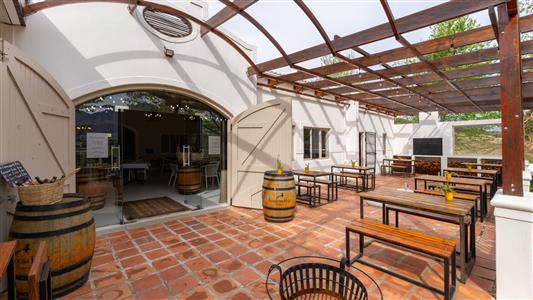 False - Farm For Sale in Paarl Central, Paarl, Western Cape - M125472