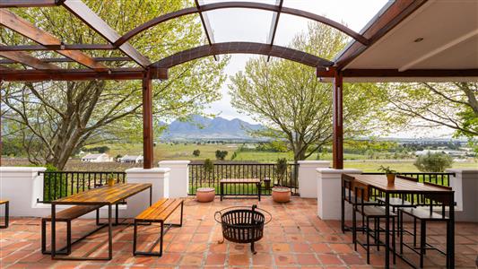 False - Farm For Sale in Paarl Central, Paarl, Western Cape - M125472
