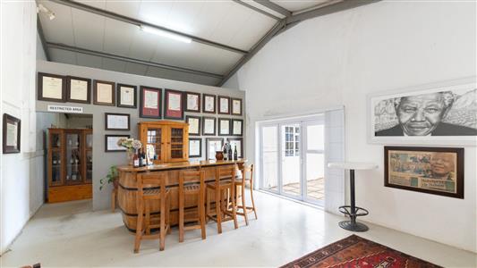 False - Farm For Sale in Paarl Central, Paarl, Western Cape - M125472