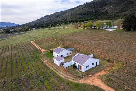 False - Farm For Sale in Paarl Central, Paarl, Western Cape - M125472