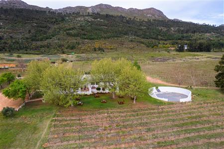 False - Farm For Sale in Paarl Central, Paarl, Western Cape - M125472