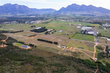False - Farm For Sale in Paarl Central, Paarl, Western Cape - M125472