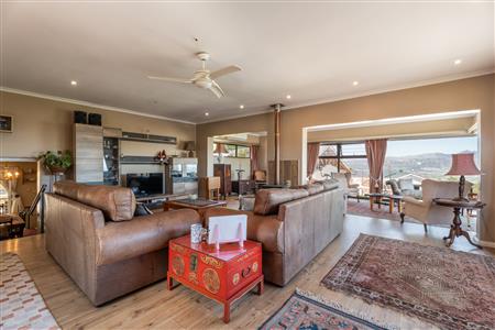 False - House Sold in Monte Sereno, Somerset West, Western Cape - M125475