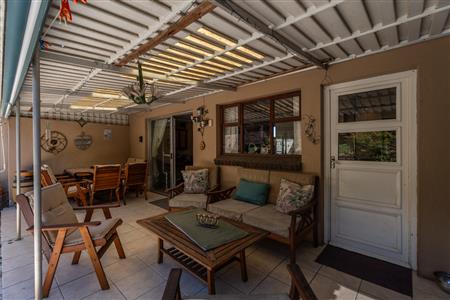 False - House Sold in Monte Sereno, Somerset West, Western Cape - M125475