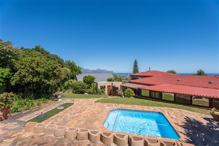 False - House Sold in Monte Sereno, Somerset West, Western Cape - M125475
