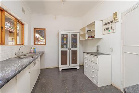 False - House For Sale in Rosebank, Johannesburg, Gauteng - M125486