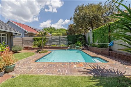 False - House For Sale in Blairgowrie, Randburg, Gauteng - M125511