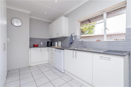 False - House For Sale in Blairgowrie, Randburg, Gauteng - M125511