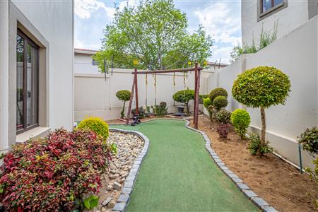 False - House For Sale in Fourways, Sandton, Gauteng - M125078