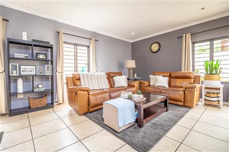 False - House For Sale in Fourways, Sandton, Gauteng - M125078