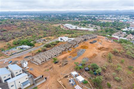 False - House For Sale in Cashan, Rustenburg, North West - M125536