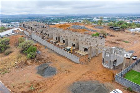 False - House For Sale in Cashan, Rustenburg, North West - M125536