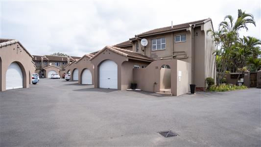 False - Townhouse For Sale in Umhlanga Central, Umhlanga, KwaZulu Natal - M125548