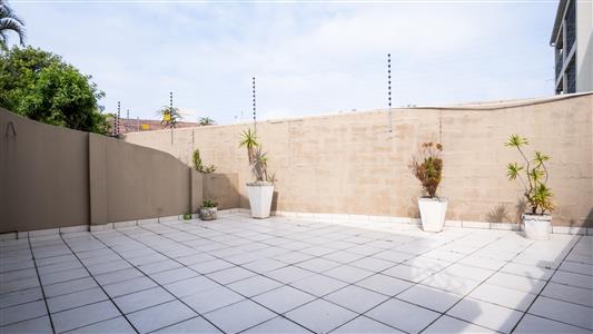 False - Townhouse For Sale in Umhlanga Central, Umhlanga, KwaZulu Natal - M125548