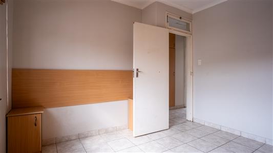 False - Townhouse For Sale in Umhlanga Central, Umhlanga, KwaZulu Natal - M125548