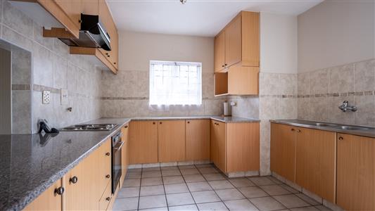 False - Townhouse For Sale in Umhlanga Central, Umhlanga, KwaZulu Natal - M125548