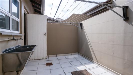 False - Townhouse For Sale in Umhlanga Central, Umhlanga, KwaZulu Natal - M125548
