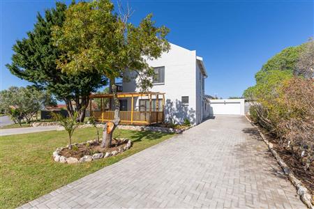 False - House Unavailable in Stilbaai Wes, Stilbaai, Western Cape - M125571