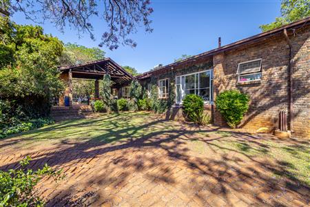 False - House under offer in Lyttelton Manor, Centurion - M125558
