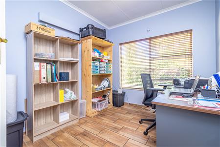 False - House under offer in Lyttelton Manor, Centurion - M125558