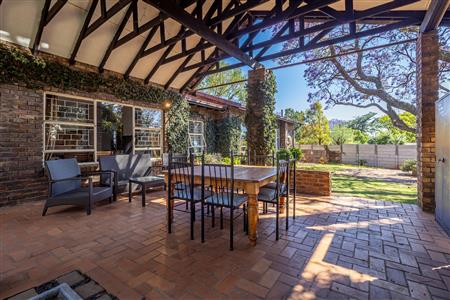 False - House under offer in Lyttelton Manor, Centurion - M125558