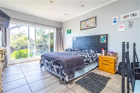 False - House under offer in Lyttelton Manor, Centurion - M125558
