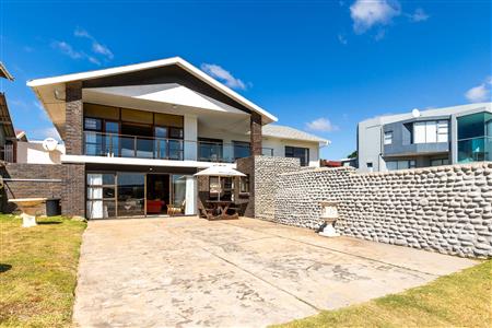 False - House For Sale in Stilbaai Wes, Stilbaai, Western Cape - M122576
