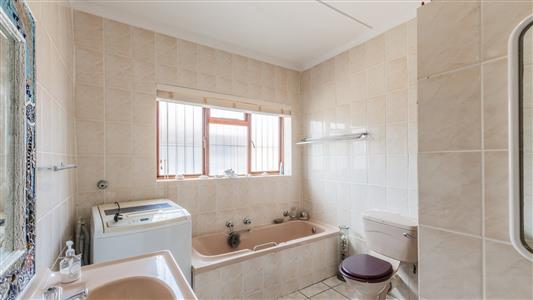 False - House For Sale in Franskraal, Gansbaai, Western Cape - M125581