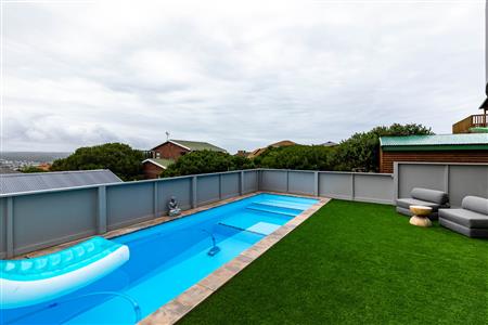 False - House For Sale in Stilbaai Wes, Stilbaai, Western Cape - M123581