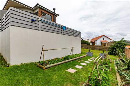 False - House For Sale in Stilbaai Wes, Stilbaai, Western Cape - M123581