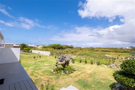 False - House For Sale in Bettys Bay, Western Cape - M123097